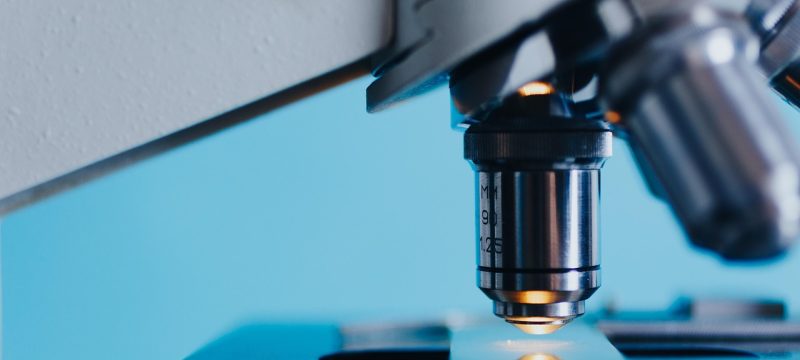 乐彩网超进阶分析界面，展示多维度组合分析：遗漏值、区间分布与奇偶比同屏对比